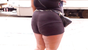 Buffalo New York Big Rump - big backside