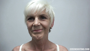 Uneven-aged couple gets mutual doggy style satisfaction