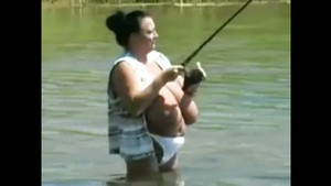 sabrina goes fishin' braless - sabrina meloni