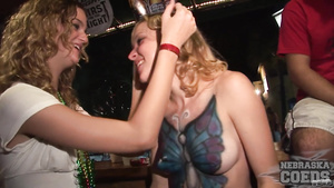 Chelsea Local Girl Eating Snatch In Public In A Bar