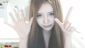 Korean GIVING HEAD large-breasted young cutie webcam show - onanism