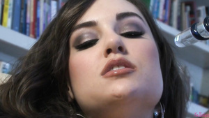 To Slut Or Not To Slut - Sasha Grey - bianca trump