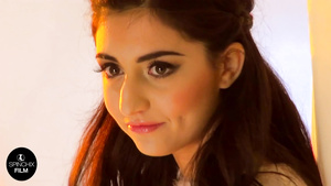 Carina's Opera Seria - darkhaired babe