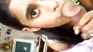 Teenie Indian woman blowing dick - exotic sextape