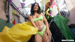 Tyler Steel & Alina Belle in hot outdoor pussy fuck