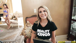 Lucky photographer screwed Gabbie Carter