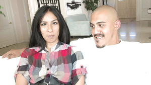 Gorgeous 18-years-old babe adicted to xozilla porn movies.mp4