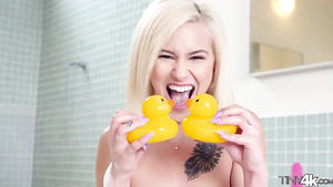 Lad helps blonde to get out of bath to give her a deep fuck