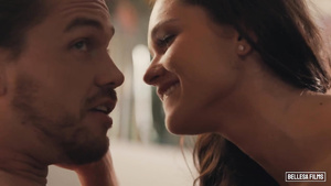 Hot impassioned sex with sultry MILF Zoe Bloom