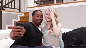 Hannah Hays and Isiah Maxwell interracial sex