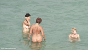 Holidays On The Beach - Spy cams