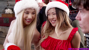 Unboxing My Stepsis Slit - teen threesome porn video