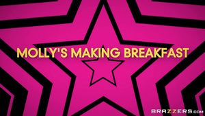 Kitchen pussy play brings teen Molly multiple intense orgasms