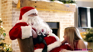Nikole Nash And Silvia Saige share cock of horny Santa