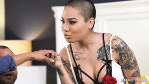 Inked kinky girl Honey Gold wanna join them for threesome!