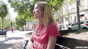 Public Pickups - Nip Slip Payday 1 - Sicilia