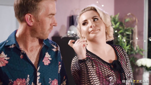 Lustful mom Hannah Blake jaw-dropping adult clip