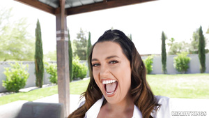 Good-looking harlot thrilling xxx video