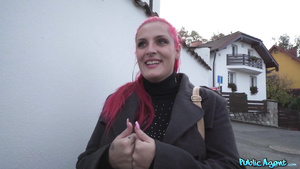 Chubby MILF Olivia Stark thrilling sex video