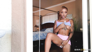 Gorgeous ebony Mena Carlisle hardcore sex scene