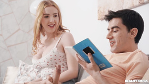 Libidinous hookers incredible threeway video