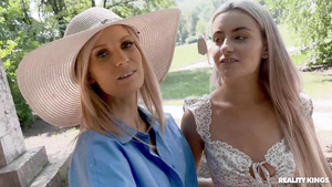 Alluring blonde lesbos porn clip