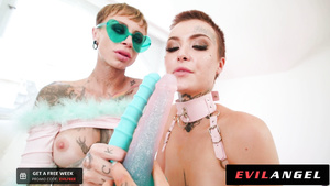 Short Haired Tatted Euro Babes Have Kinky Ass Fucking Gaping T
