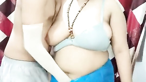 Indian chubby mommy amateur porn