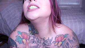 SugarbootyCB - Gum Chewing &Amp; Bubble Suck - Darkhaired babe