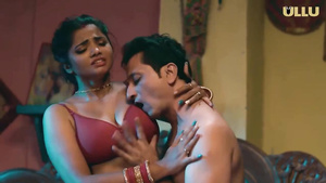 Indian gorgeous MILF erotic video