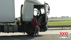 Nasty amateur point-of-view and money shot