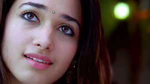 Naughty Indian beauty softcore video