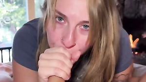 Angel Youngs Enchants in Blonde Anal Lovemaking Before Trip